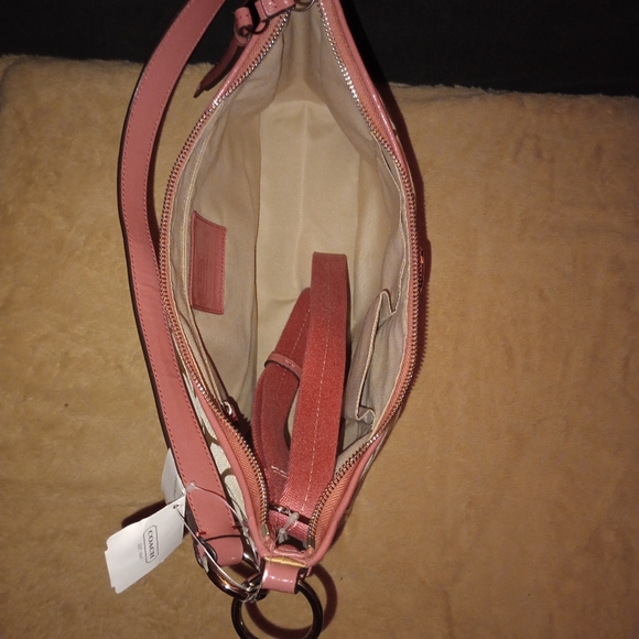 NWT COACH Signature  Hobo - Light Khaki/Coral - Picture 12 of 15